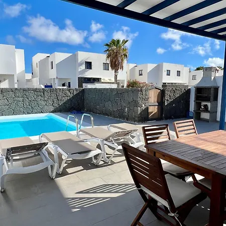 Lovely Adas Playa Blanca (Lanzarote)